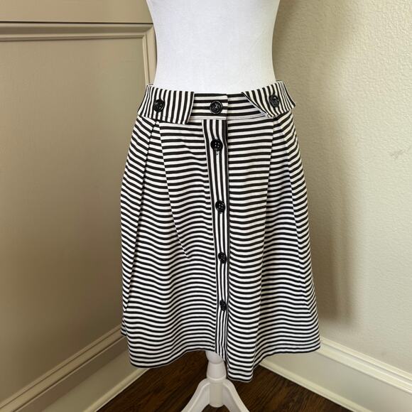 Apart Women's 10 Skirt Navy White Stripe Pleated Button Front Made in Italy - Picture 1 of 8